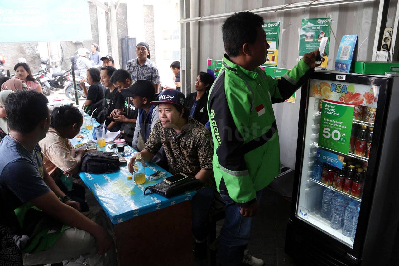 Gojek Luncurkan Pojok...