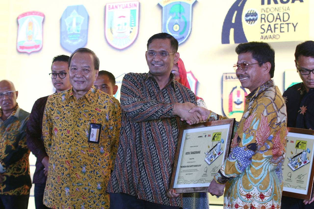 Adira Insurance Gelar...