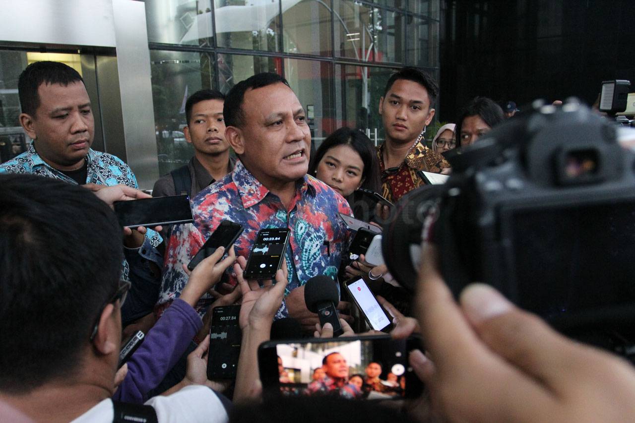 Firli Bahuri Sambangi...