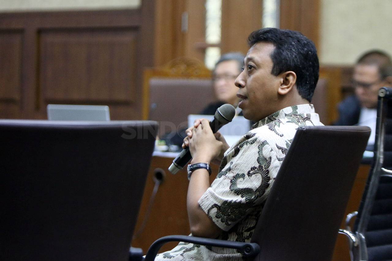 Sidang Romahurmuziy...