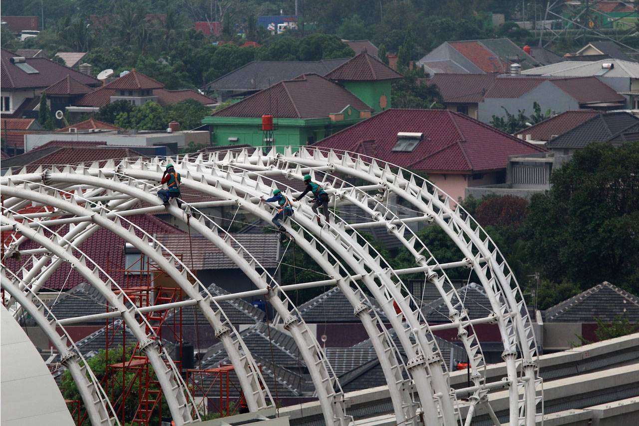 Pembangunan Stasiun...