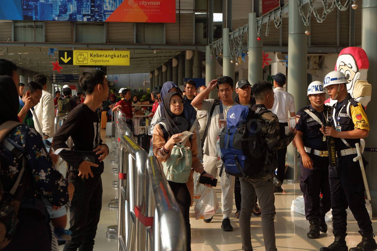 Pemudik Libur Nataru...