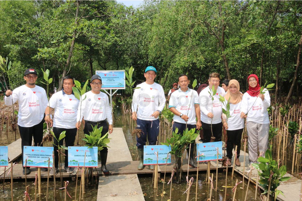 Lima Ribu Pohon Mangrove...