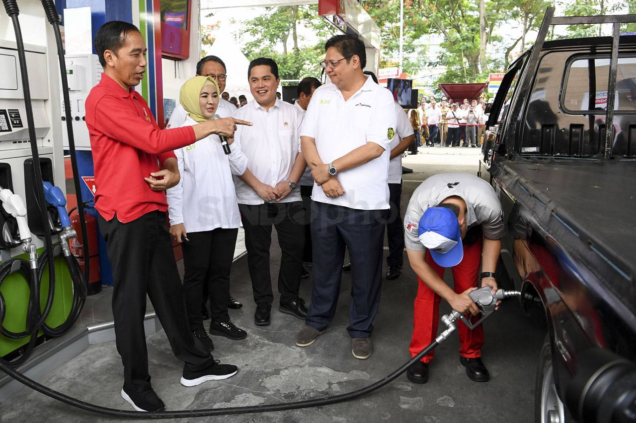 Presiden Jokowi Resmikan...