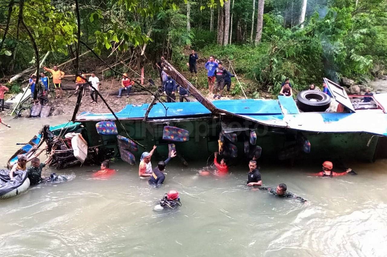 Tim Gabungan Evakuasi...