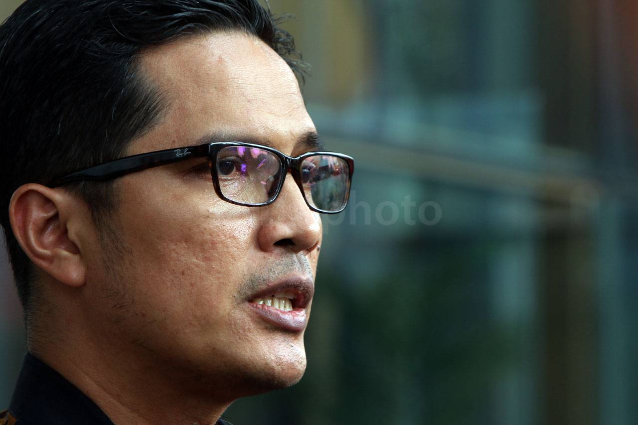 Pamit Kepada Wartawan,...