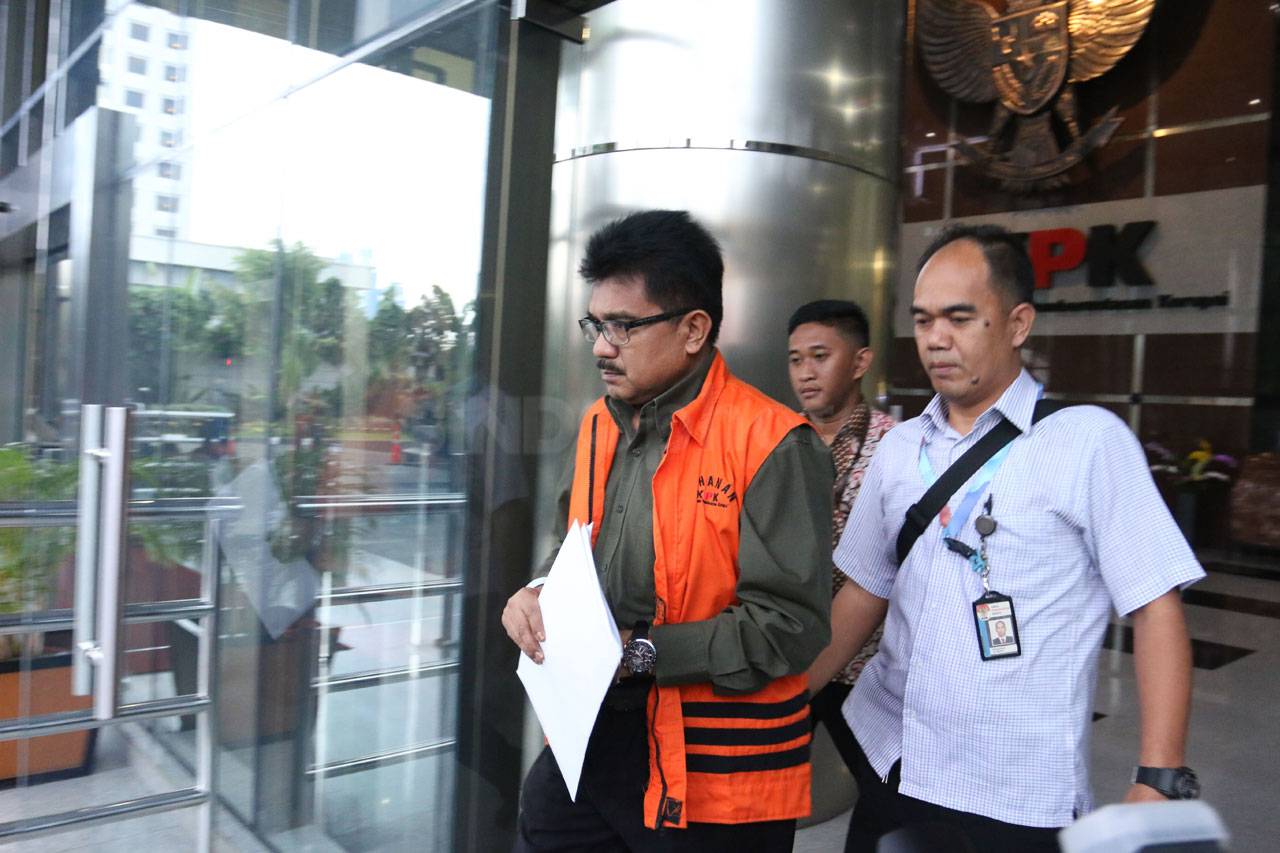 KPK Periksa Eks Kepala...