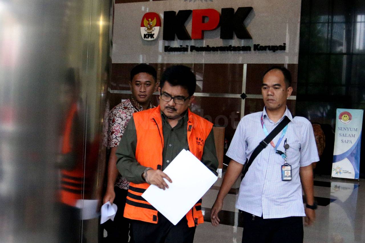 KPK Periksa Eks Kepala...