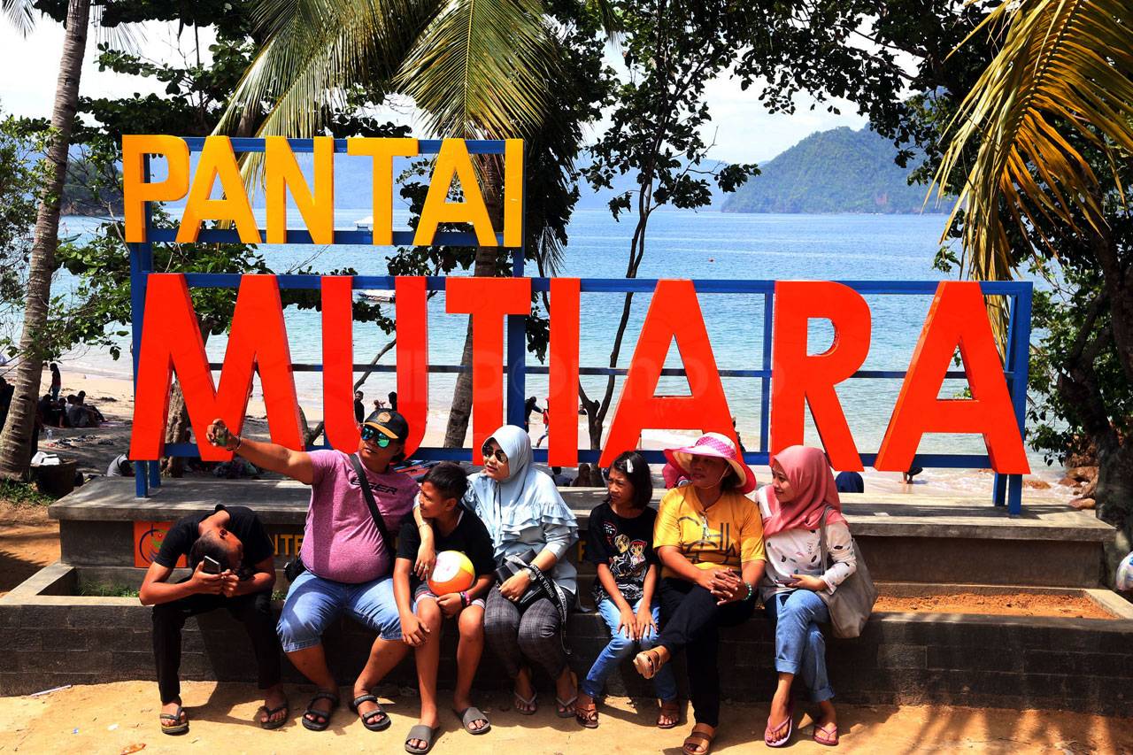 Liburan Seru di Pantai...