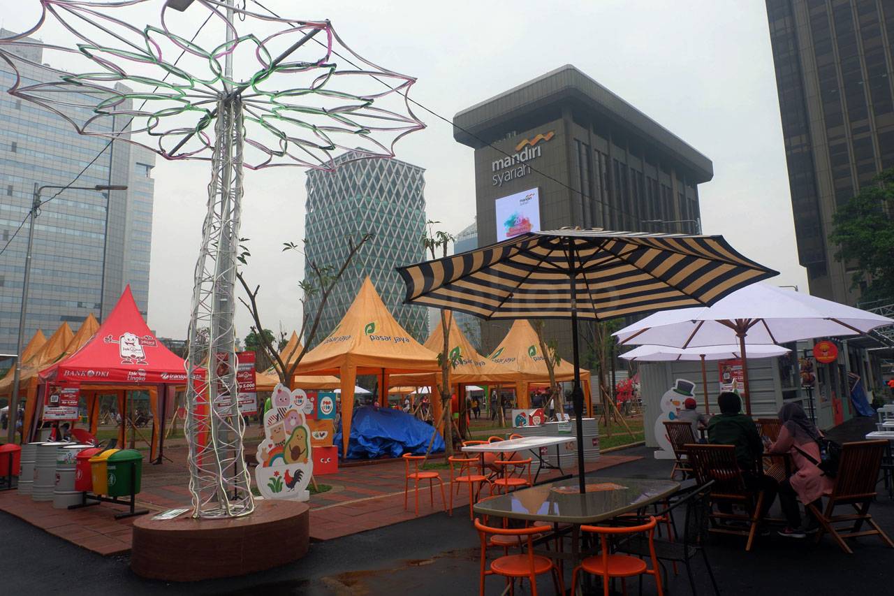 Thamrin 10, Tempat Nongkrong...
