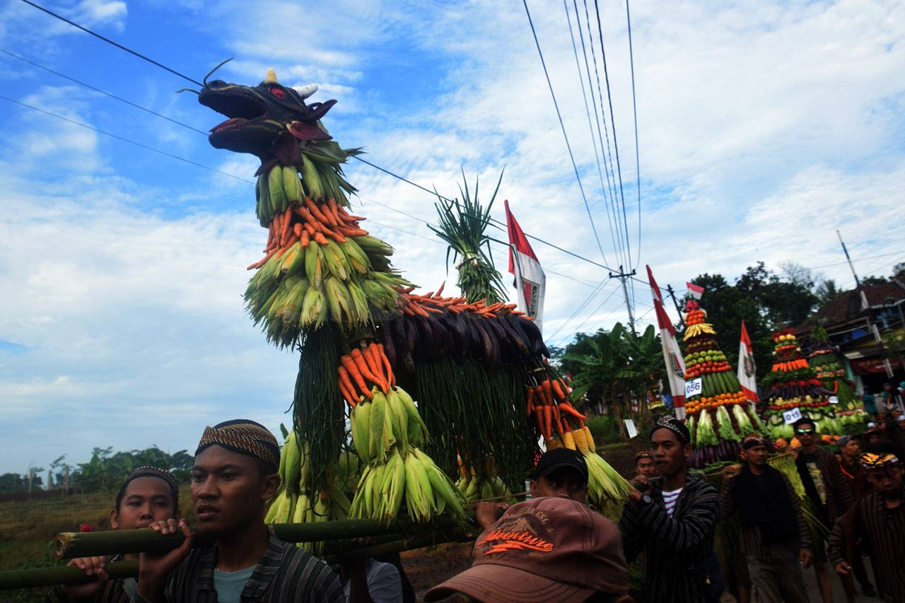 Kemeriahan Festival...