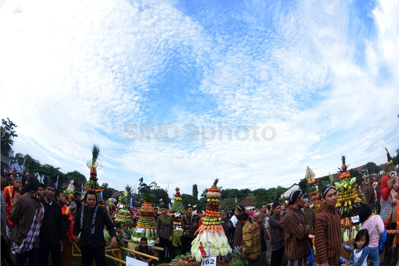 Kemeriahan Festival...