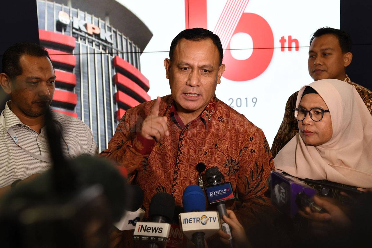 KPK Gelar Syukuran HUT...