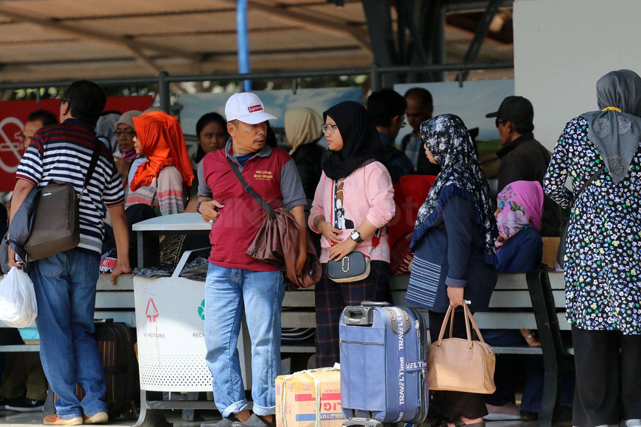 Jelang Pergantian Tahun,...