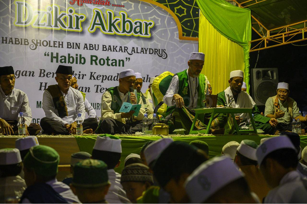 Umat Muslim di Palu...