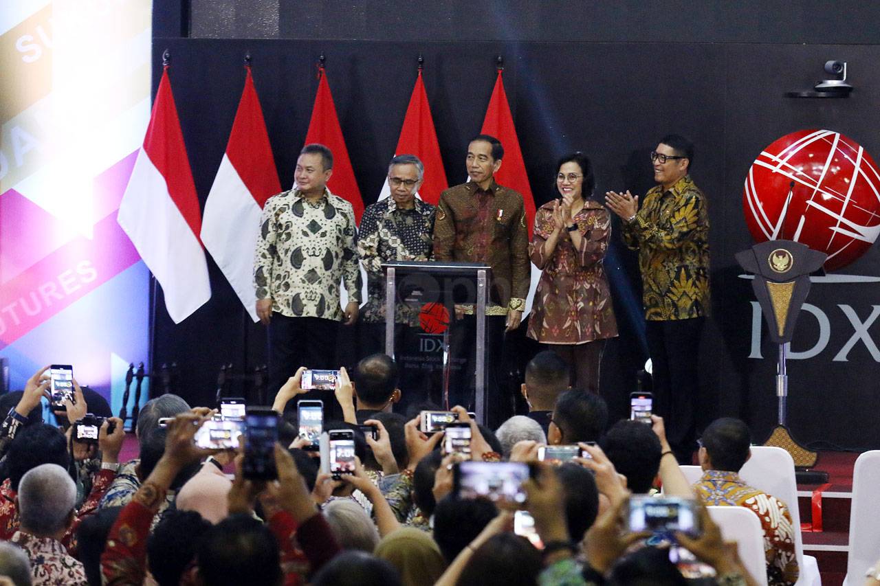 Presiden Jokowi Buka...