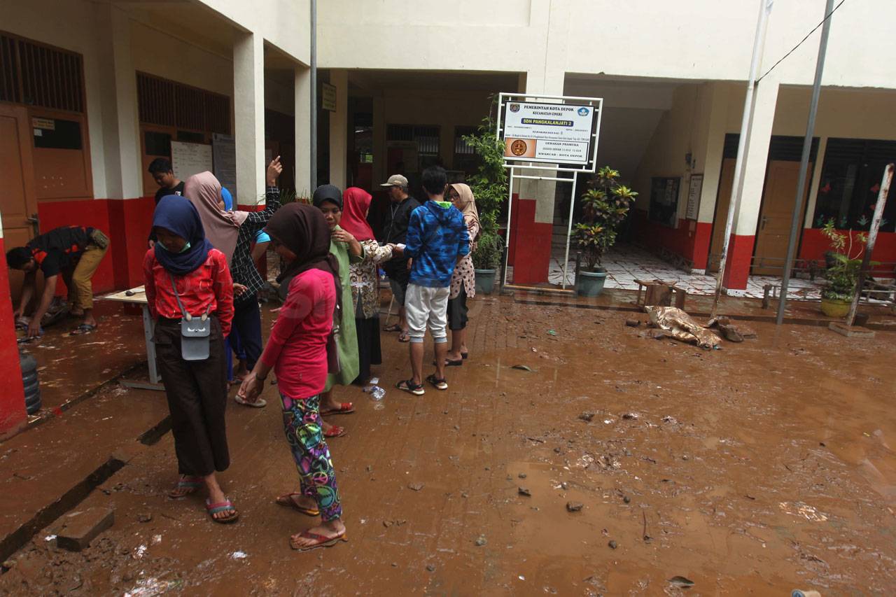 Guru dan Siswa SDN Pangkalanjati...