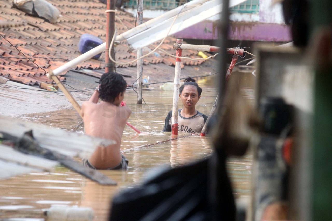 Banjir Mulai Surut,...