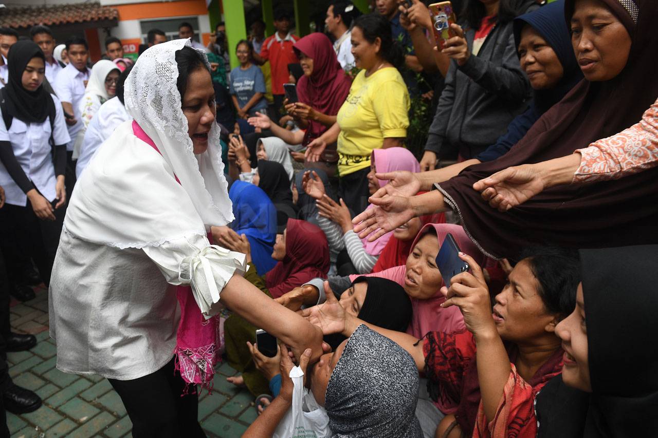 Ibu Negara Kunjungi...