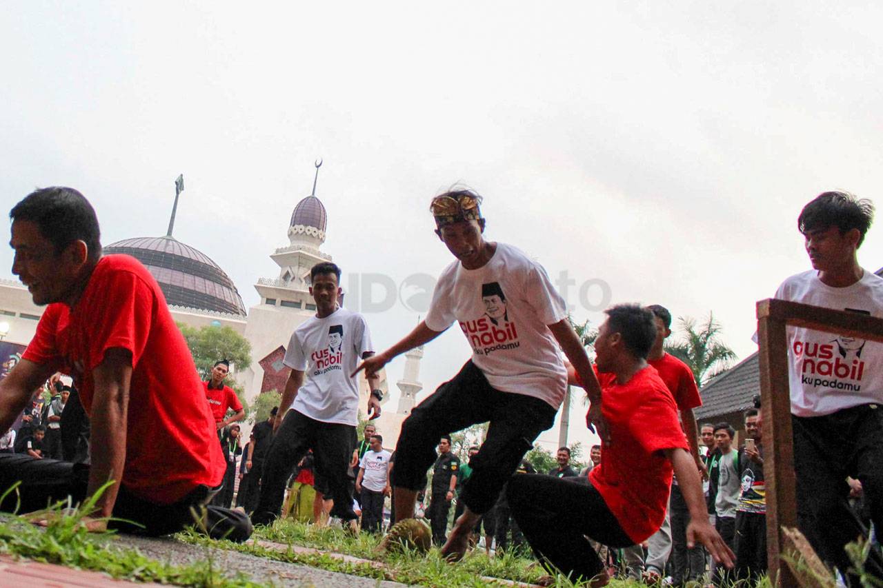 Pertandingan Sepakbola...