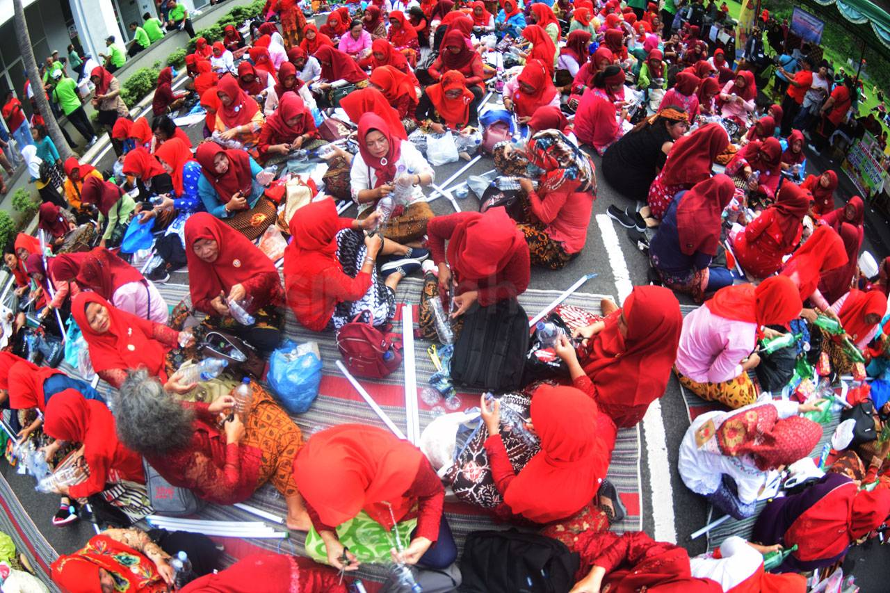 Warga Sambiroto Ciptakan...