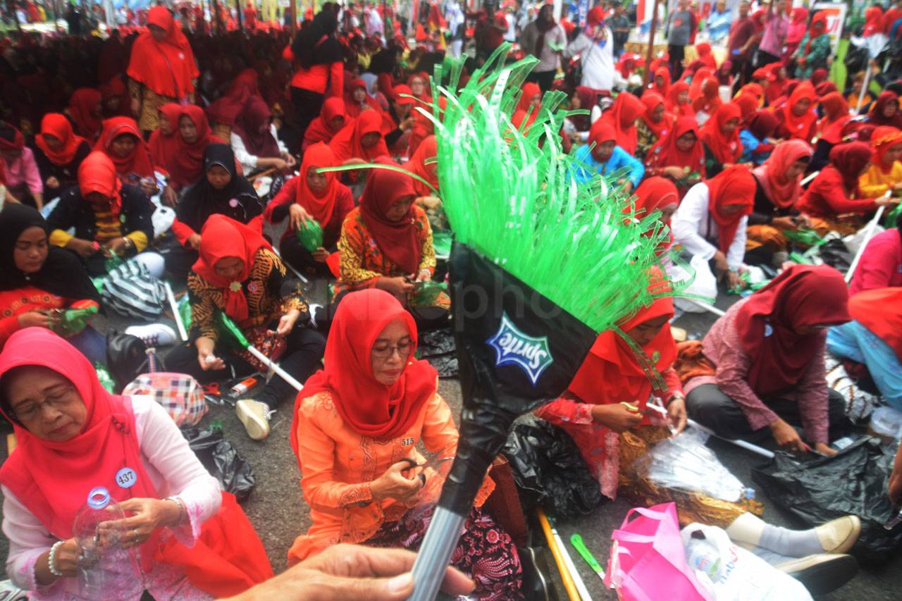 Warga Sambiroto Ciptakan...