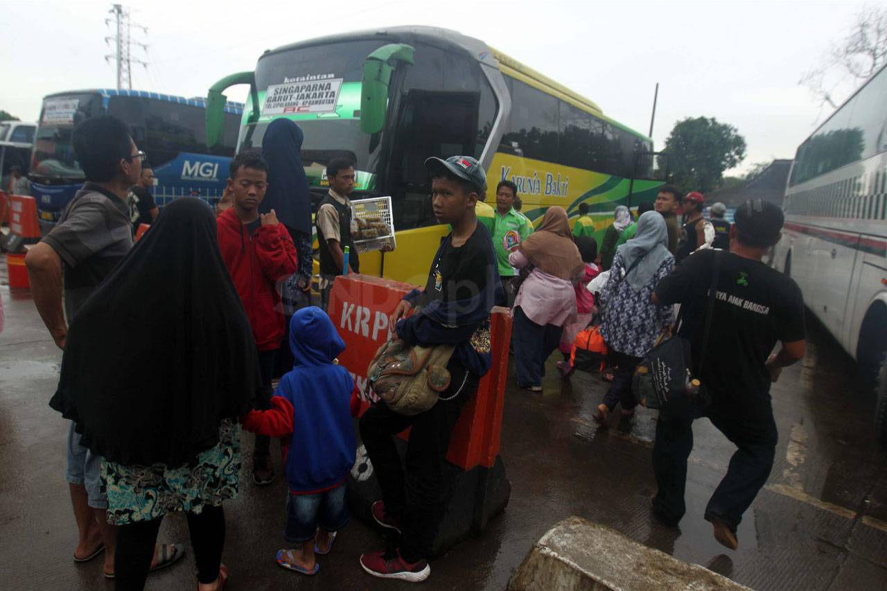 Puncak Arus Balik Libur...