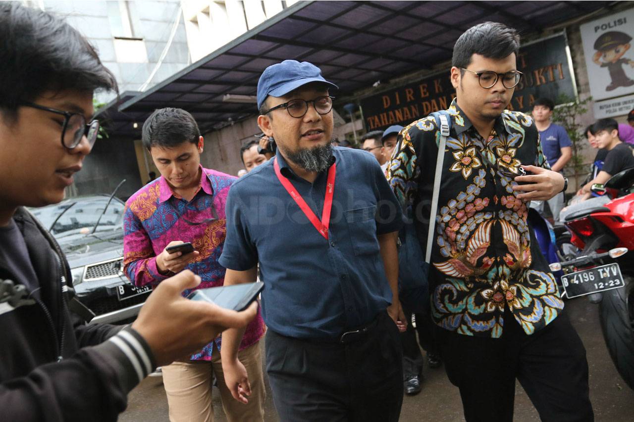 Novel Baswedan Diperiksa...