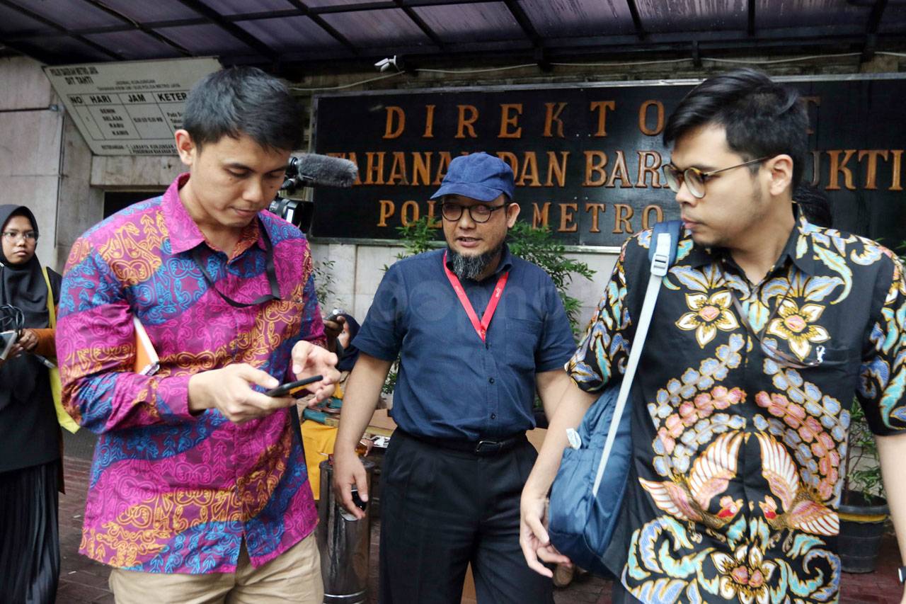 Novel Baswedan Diperiksa...
