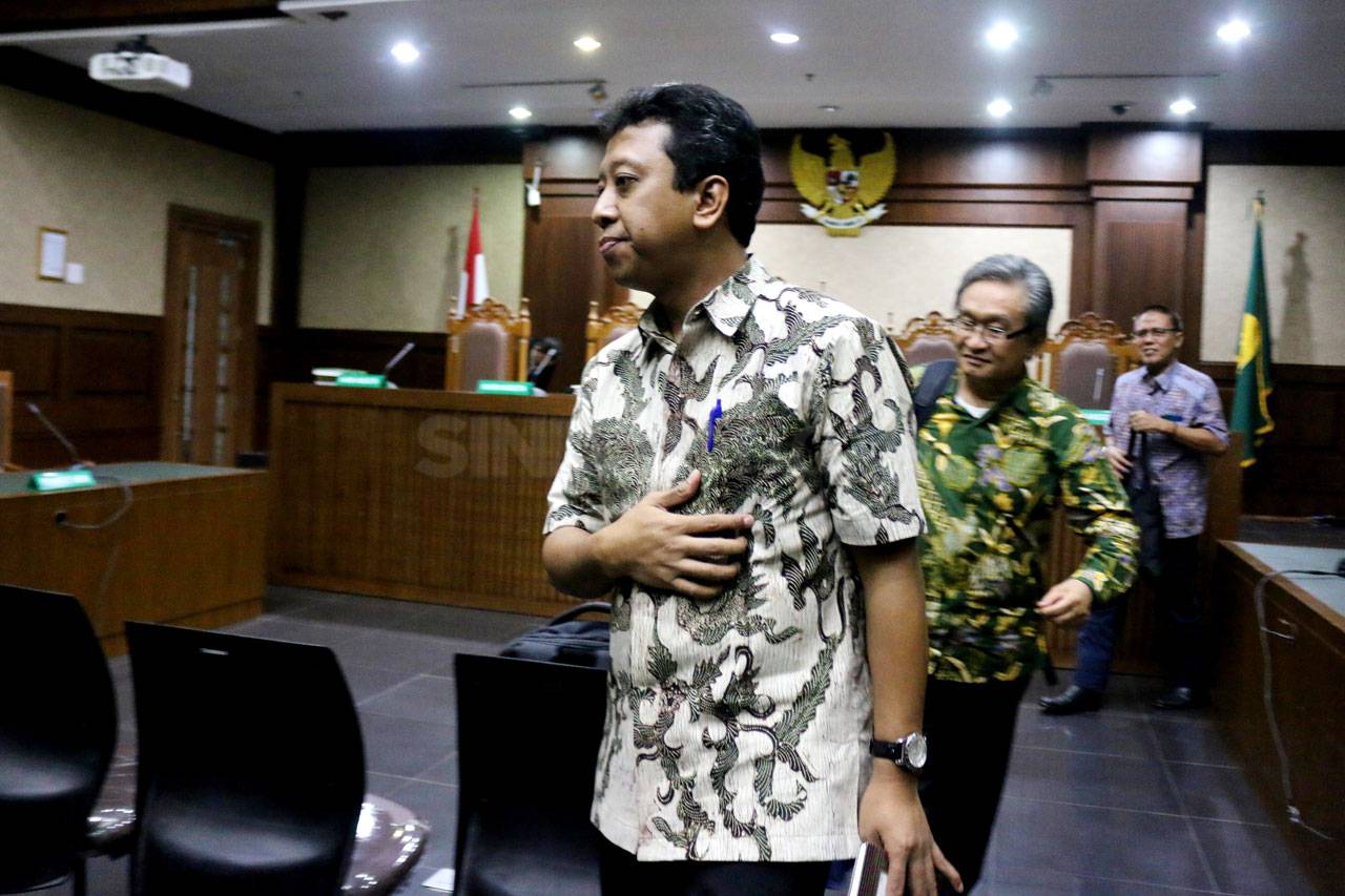Romahurmuziy Dituntut...