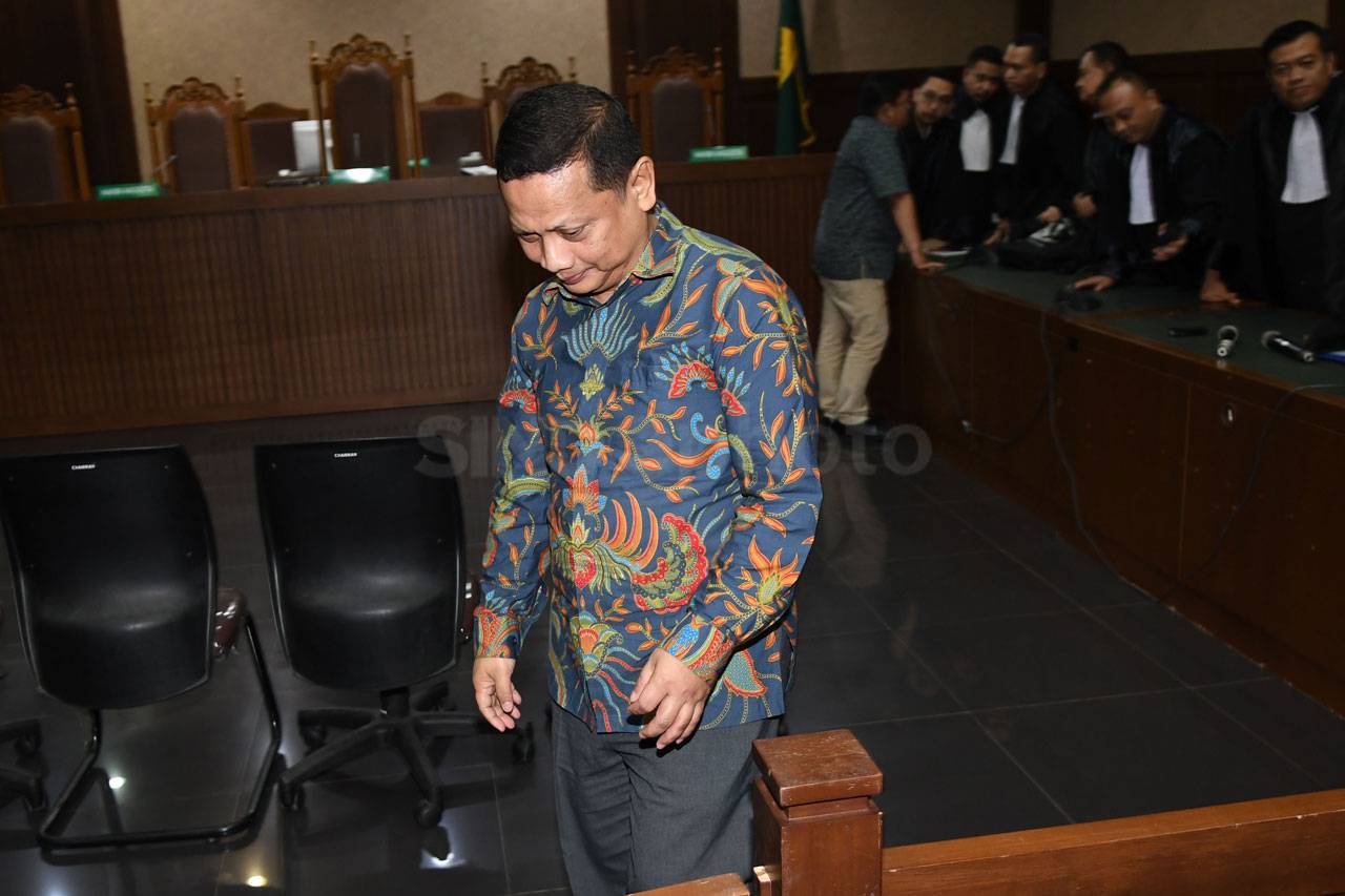 Tiga Penyuap I Nyoman...