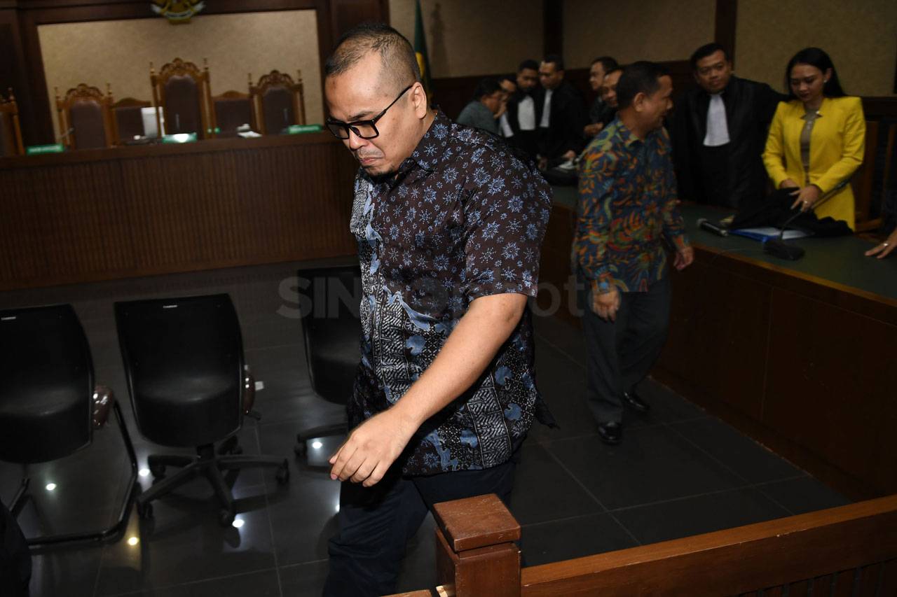 Tiga Penyuap I Nyoman...