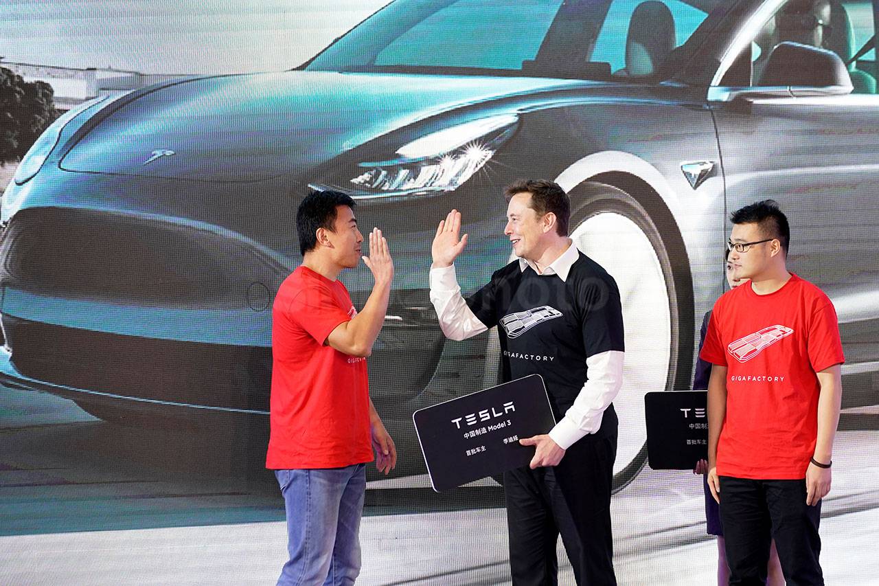 Elon Musk Hadiri Pelepasan...