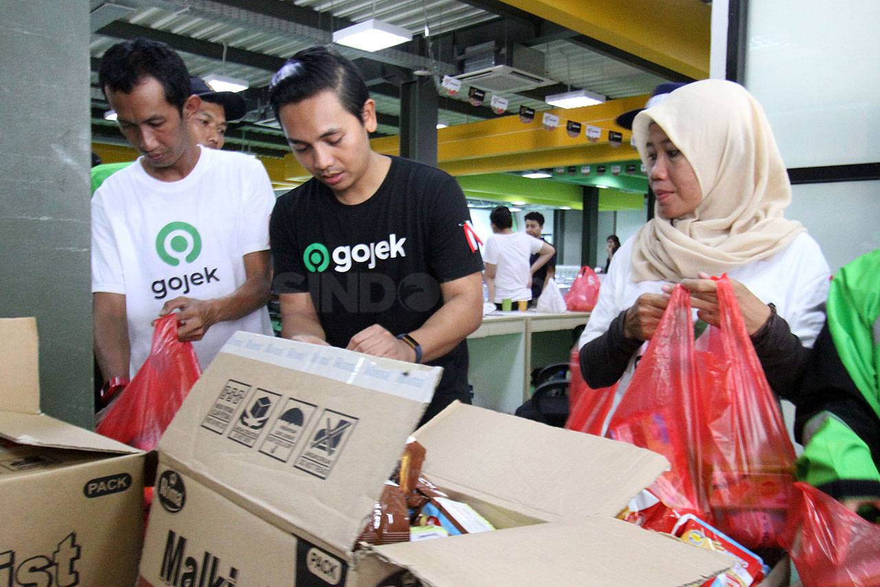 Bantuan Logistik dari...