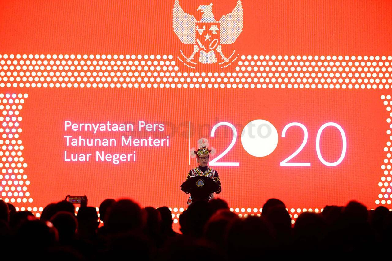 Menlu Sampaikan Pernyataan...