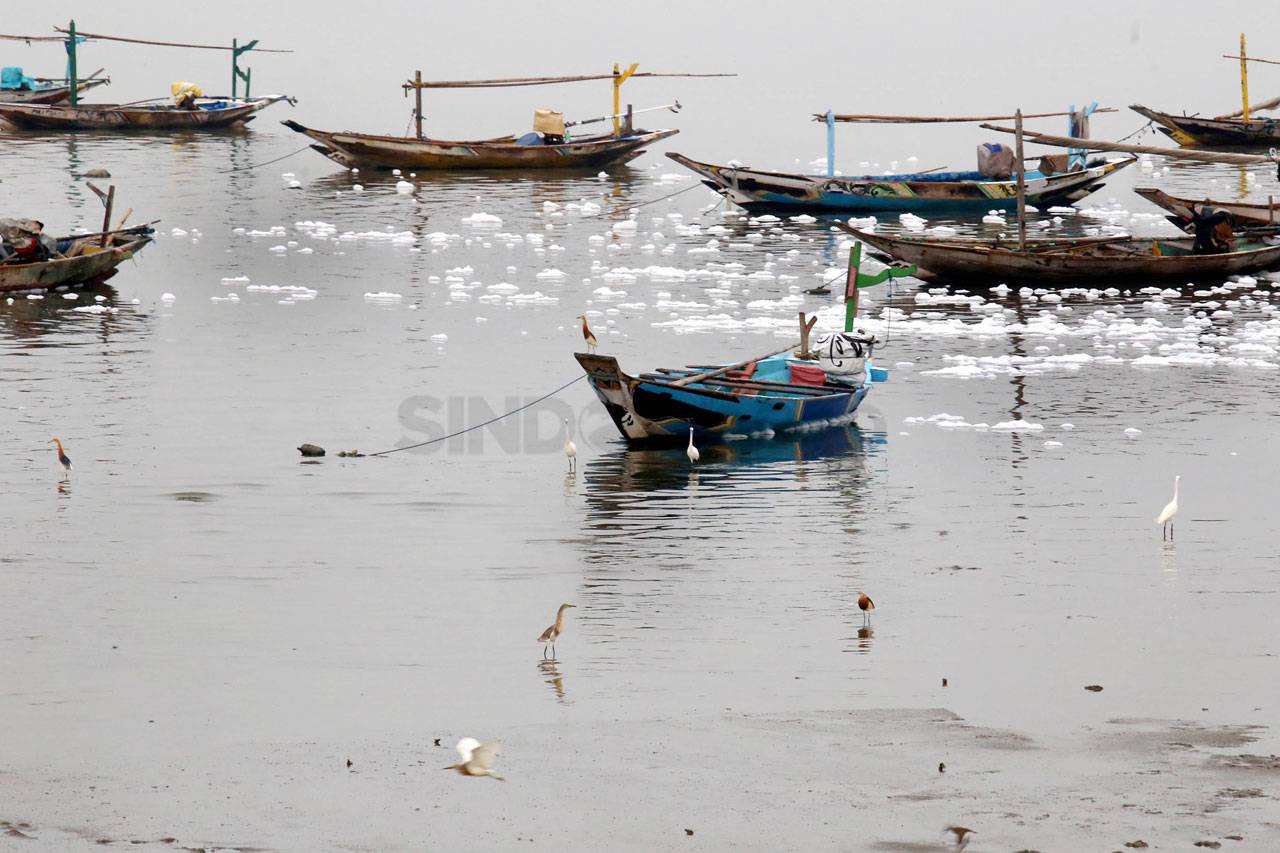 Pantai Kenjeran Surabaya...