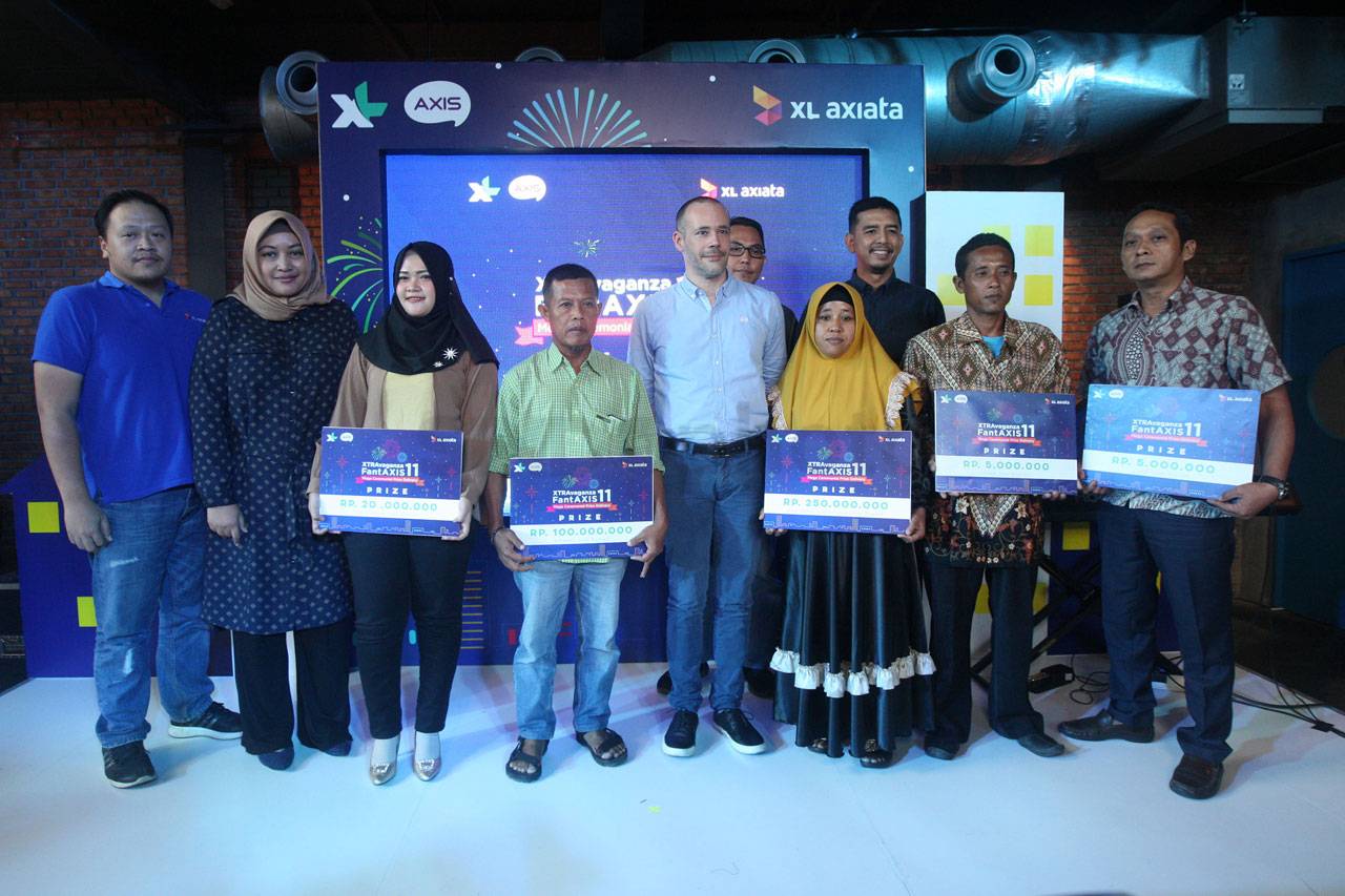 XL Axiata Berikan Pelanggan...