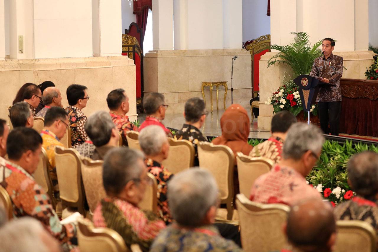 Presiden Jokowi Buka...