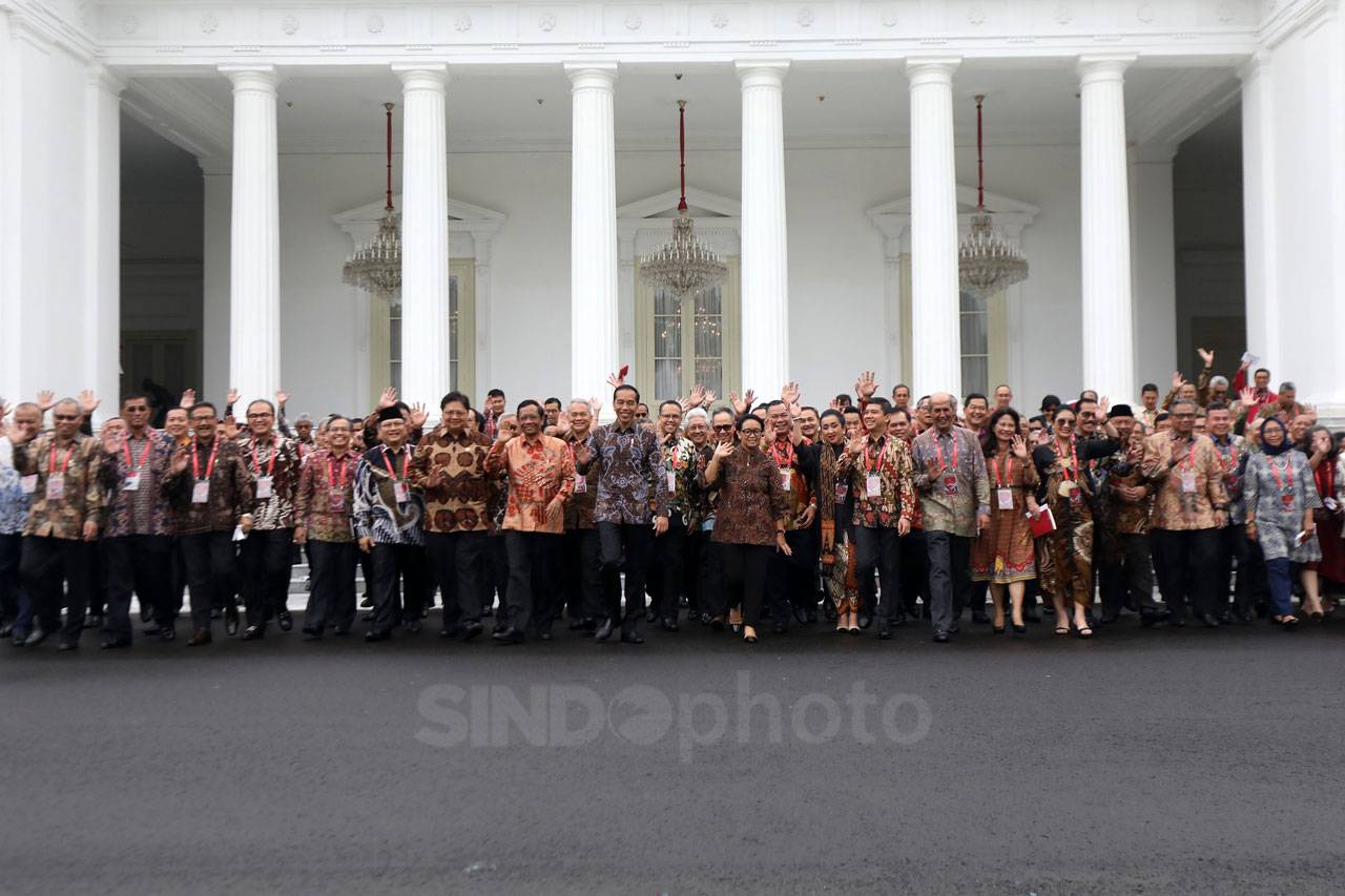 Presiden Jokowi Buka...