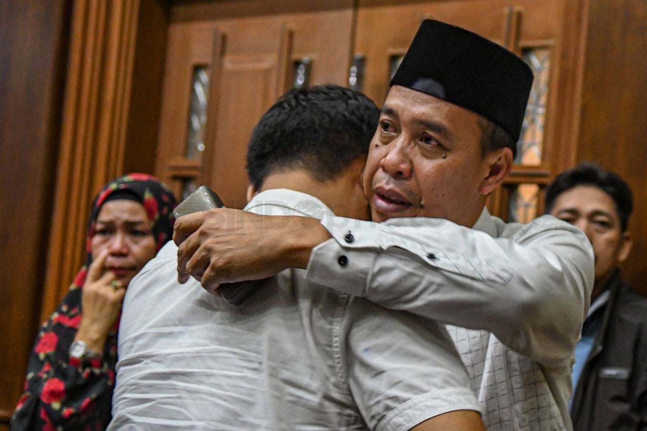 Empat Mantan Anggota...