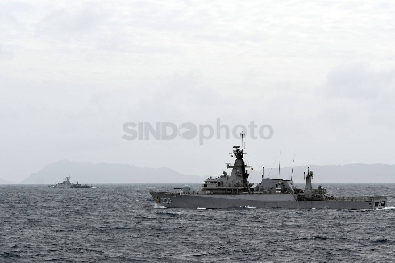 Kapal Perang RI Gelar...