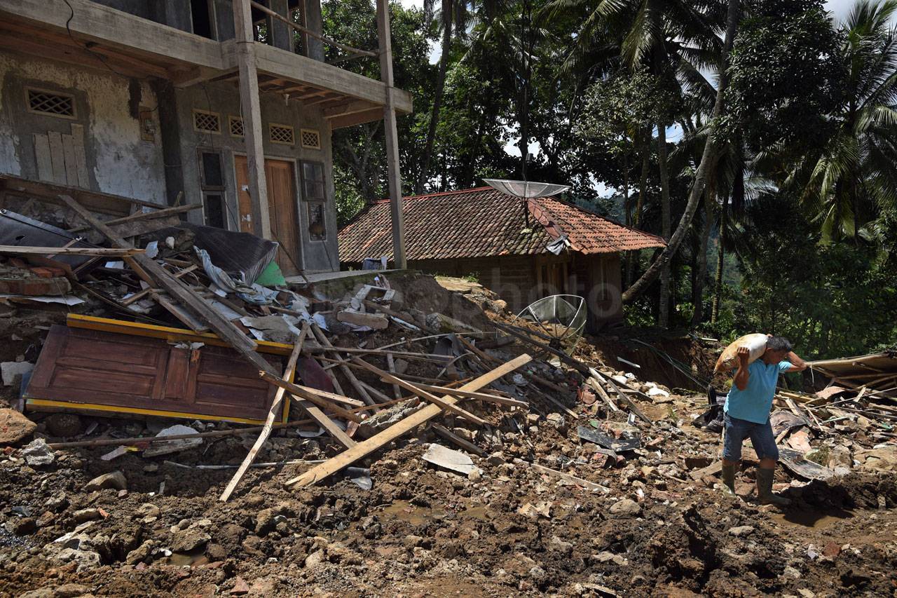 Warga Korban Banjir...