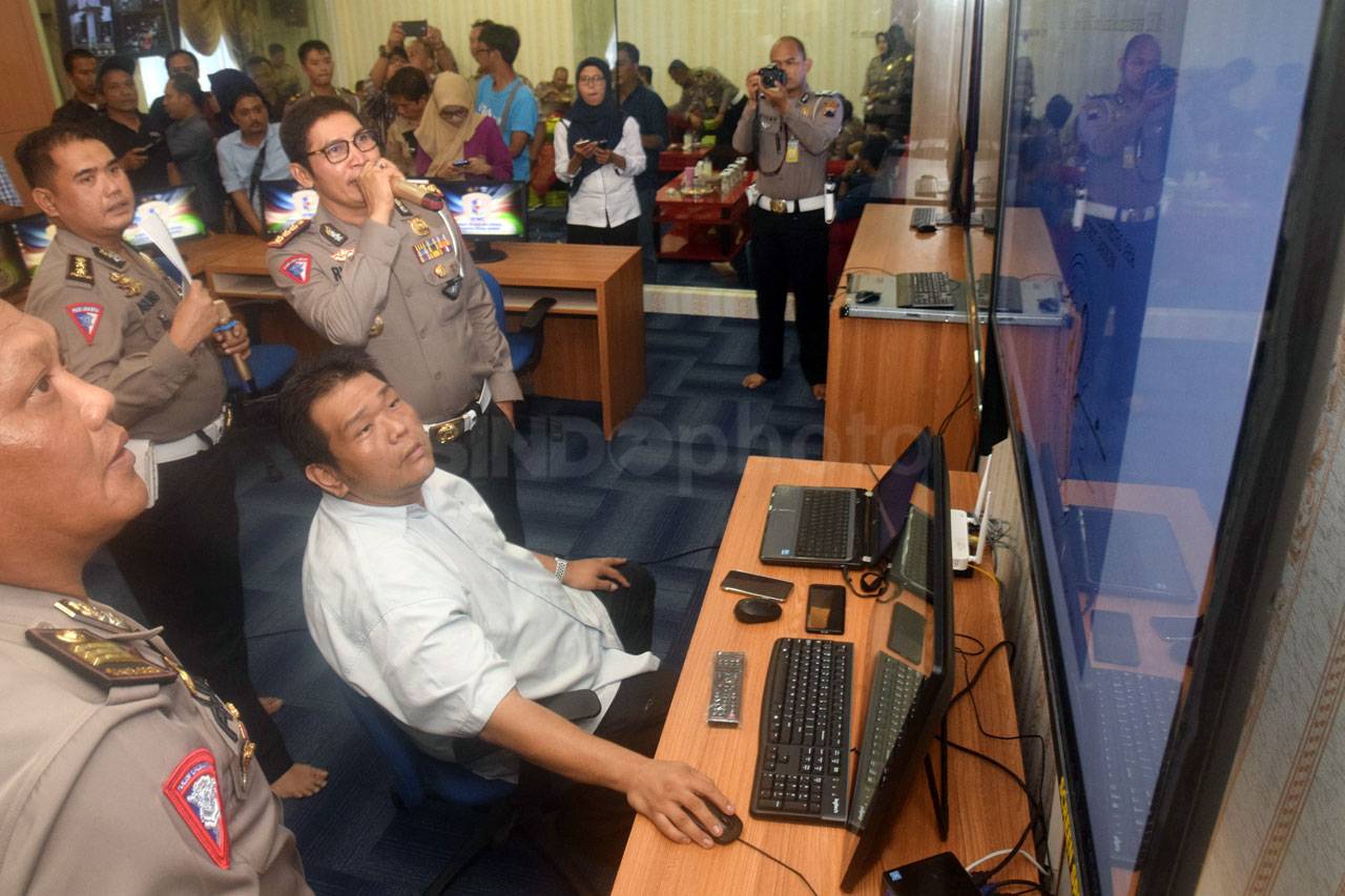 Ditlantas Polda Jawa...