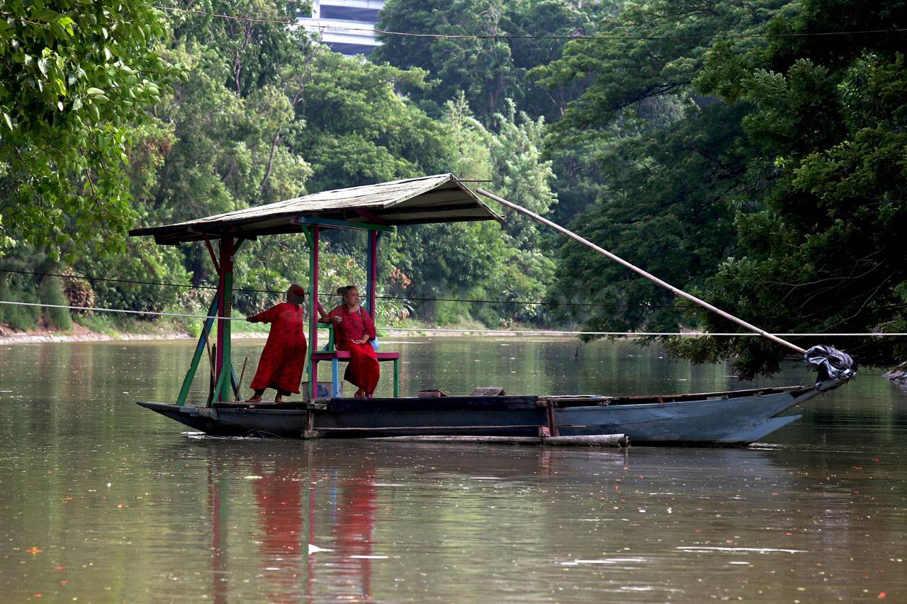 Jasa Perahu Tambang...
