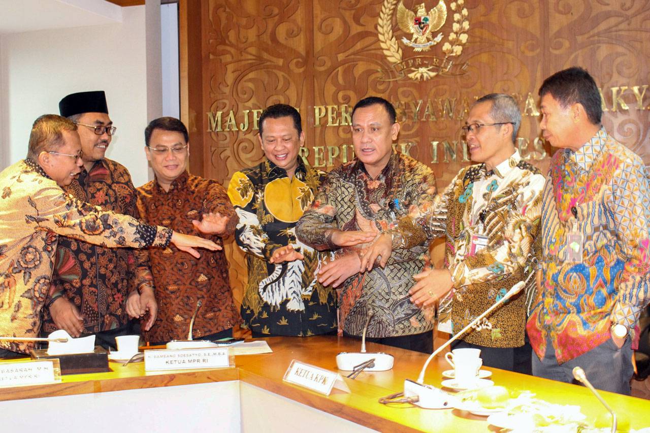 Ketua KPK Bertemu Pimpinan...