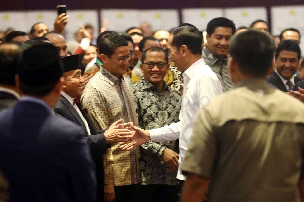 Presiden Jokowi Hadiri...