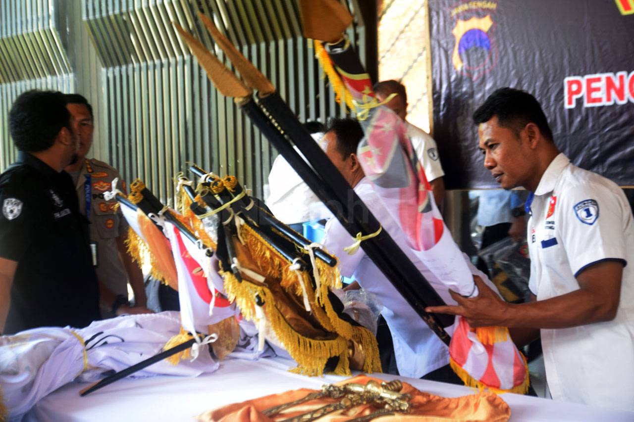 Polda Jateng Akhiri...