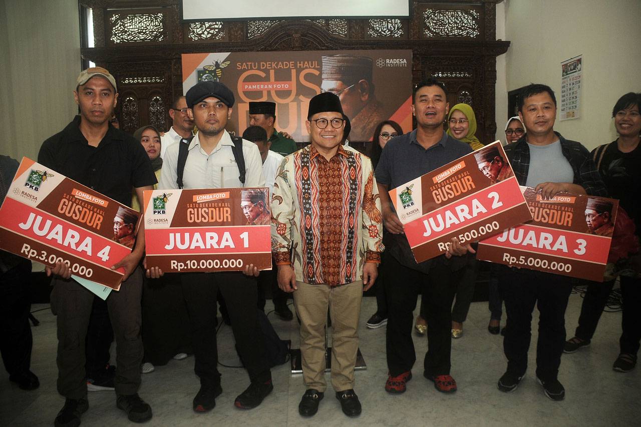 Pameran Foto Satu Dekade...