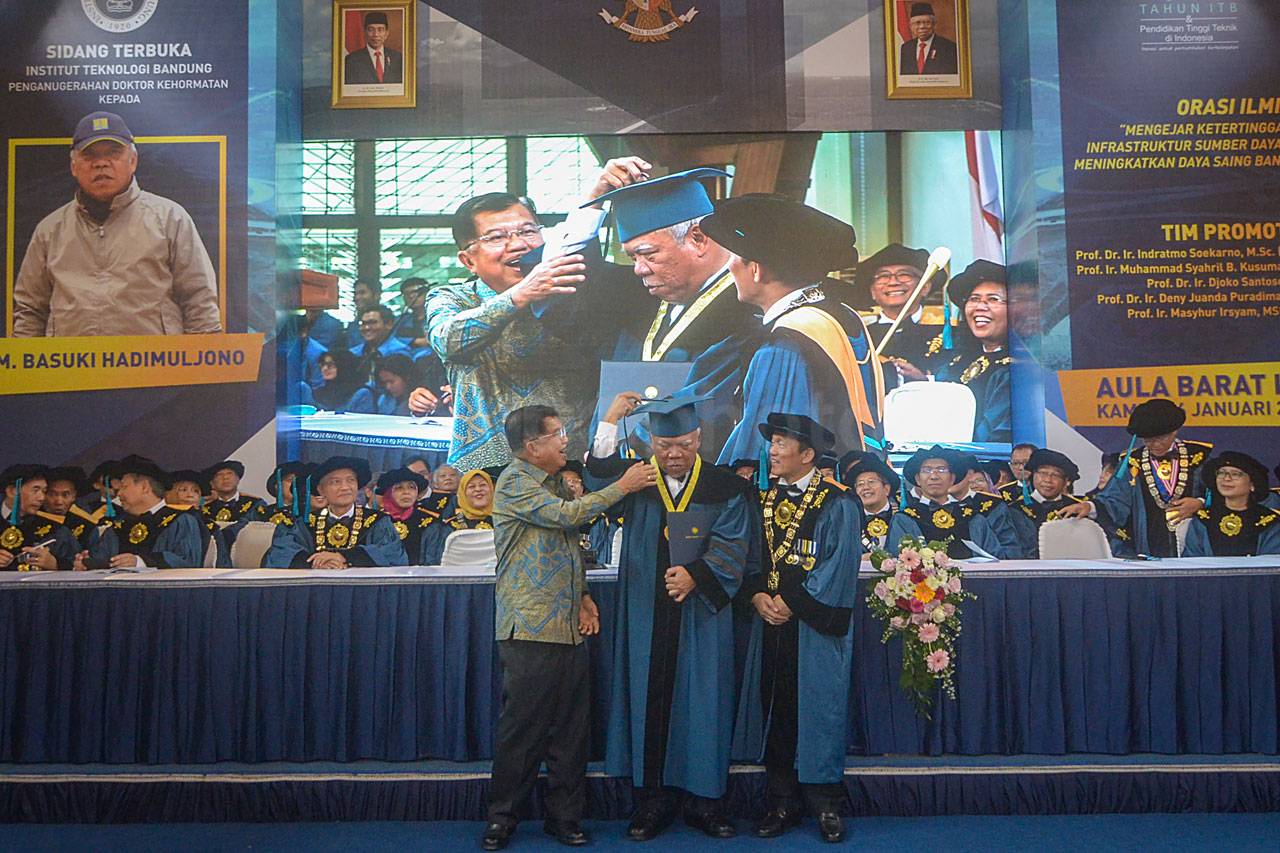 Menteri PUPR Basuki...