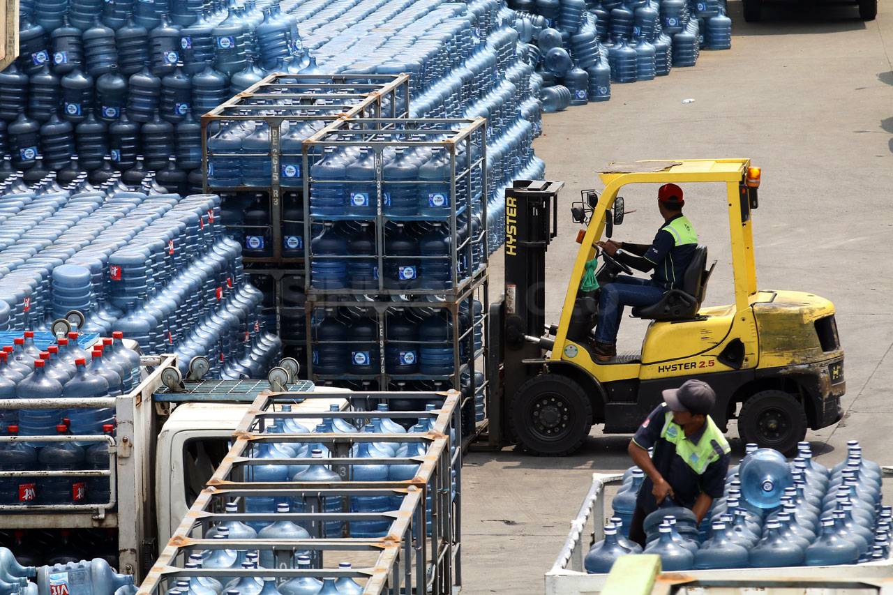 Industri Air Minum Kemasan...
